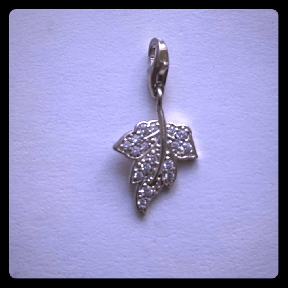 Thomas Sabo leaf charm with stones